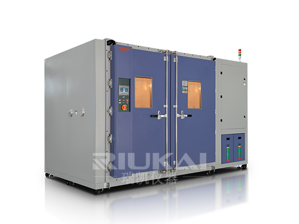 5立方步（bù）入式<i style='color:red'>恒溫恒濕</i>試驗（yàn）箱