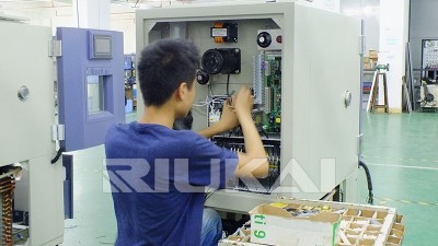 草莓视频网站儀器可以根（gēn）據客戶的要求量身定（dìng）製<i style='color:red'>非標型恒（héng）溫恒濕箱</i>嗎？