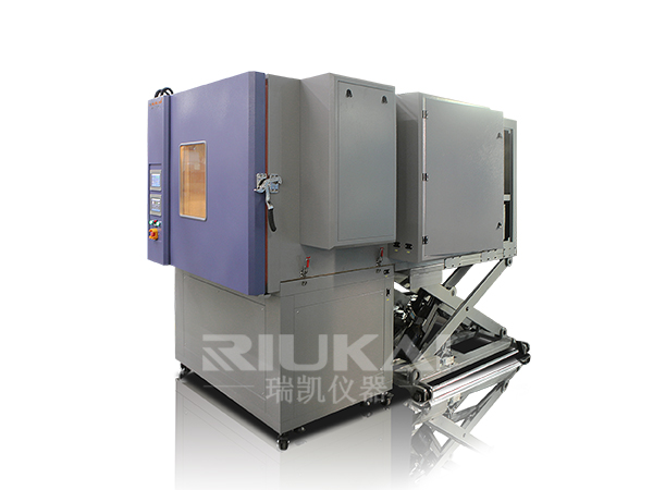 溫（wēn）濕（shī）度淋雨振動四綜合試驗（yàn）箱