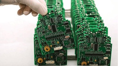 高低溫試驗箱在印製<i style='color:red'>電路板</i>領域的應用（yòng）